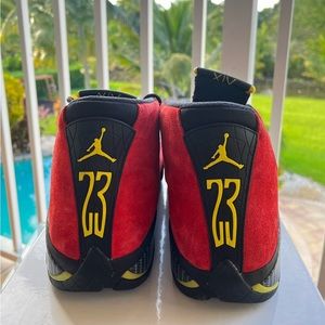 Air Jordan Retro no box must go good condition size 10